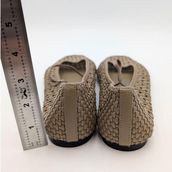 Vince Vivian Mary Jane Flats Slip-On Women's Sand Shell Size US8.5 EU39 - Picture 4 of 11